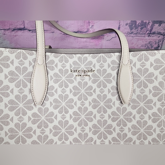 kate spade Handbags - NWOT Kate Spade Flower Coated Canvas Zeezee Large Work Tote